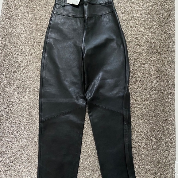 Zara leather pants - Picture 2 of 4